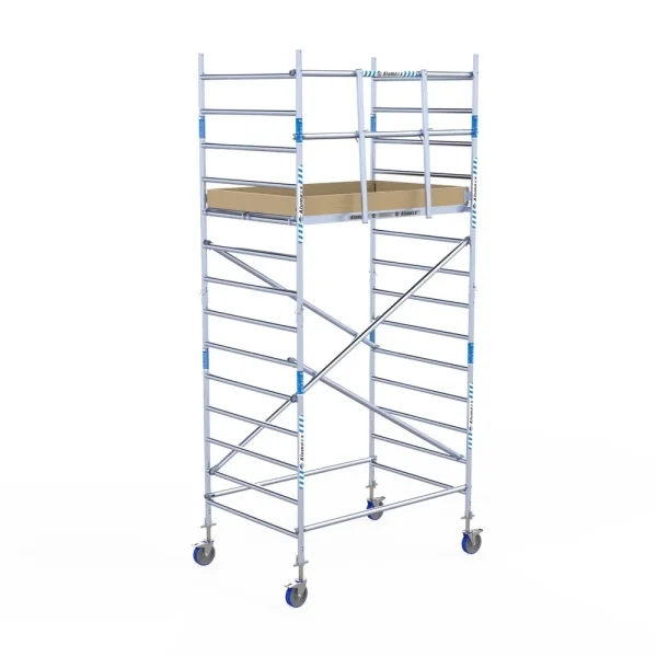 Torre móvil de aluminio Alumexx Light de 5,2 m de altura con plataforma de 135 cm – vista en perspectiva